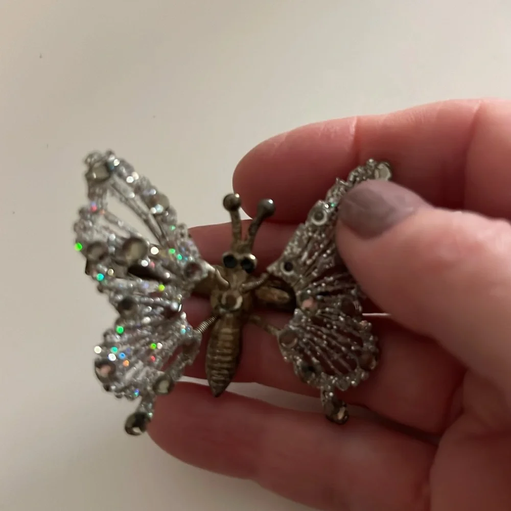 HAIR CLIP Sparkling Butterfly with moving wings and rhinestones